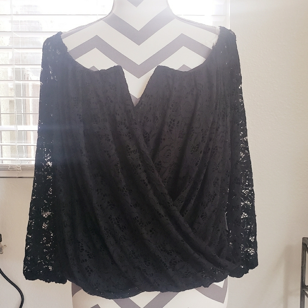 Black and Lace sexy crop top Size 1X